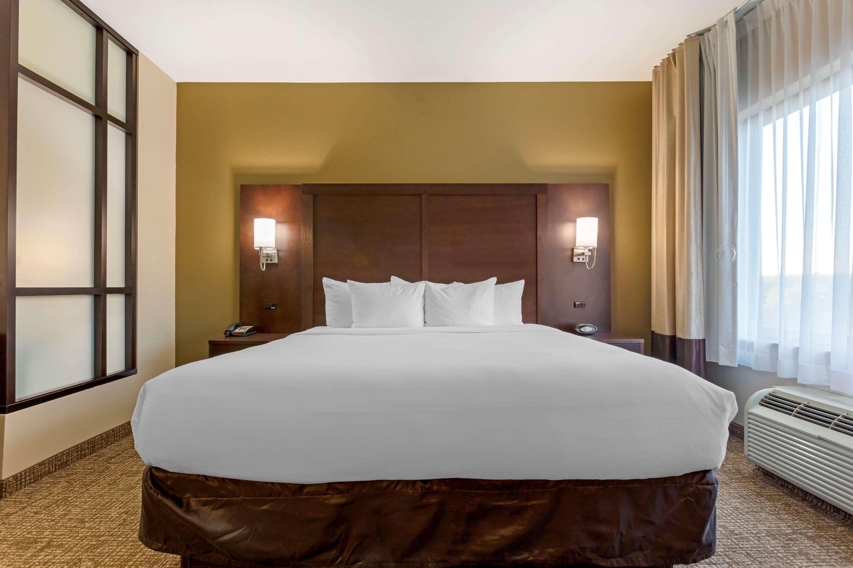 Comfort Suites Little Rock West Eksteriør billede