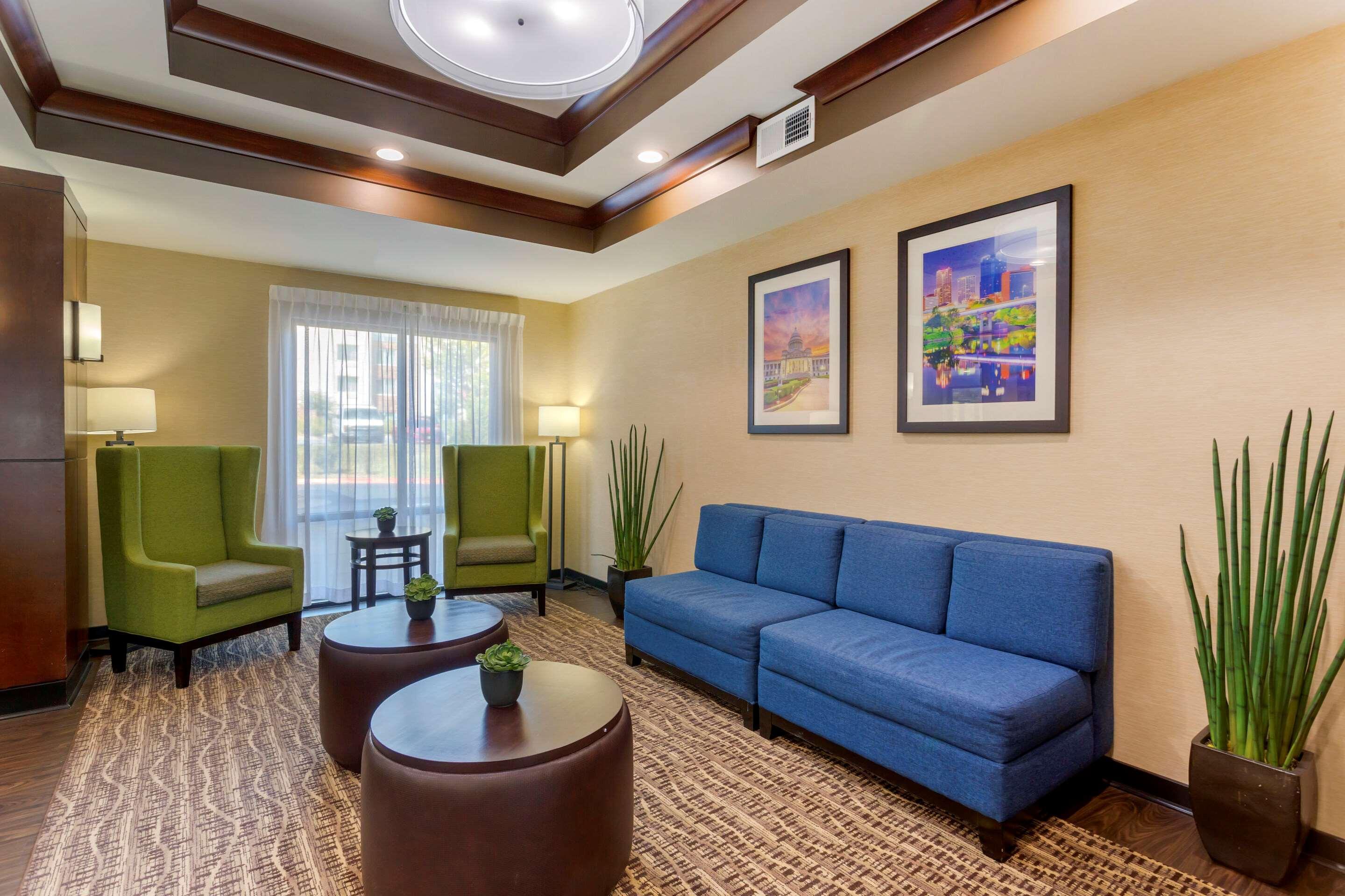 Comfort Suites Little Rock West Eksteriør billede